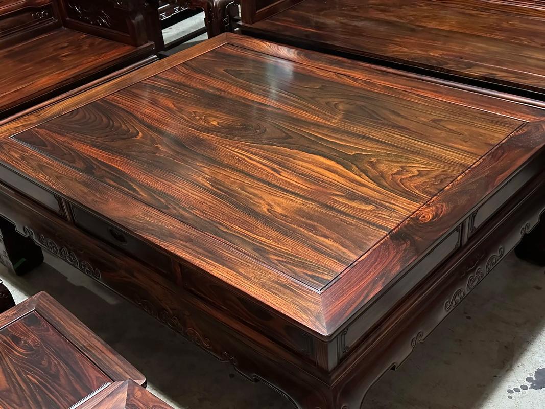 印尼黑酸枝闊葉黃檀 盛世祥和沙發，演繹國標紅木的東方氣韻